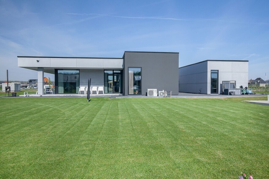 NOVA HUIS ALmere