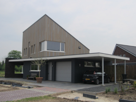 Mc-Home tevreden bewoner van een duurzaam staalframebouw woning